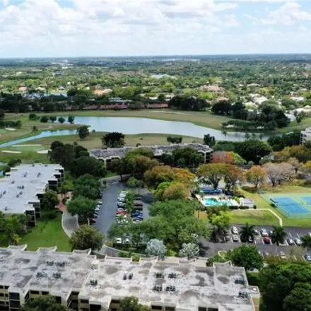 Buy this 2 bed condo on Bonaventure Country Club in 200 Blatt Boulevard, Weston