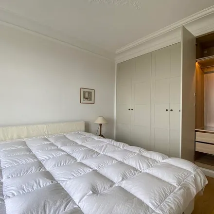 Rent this 1 bed apartment on 8 Rue Robert Planquette in 75018 Paris, France