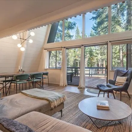 Image 7 - 14247 Glacier View Drive, Truckee, CA 96161, USA - House for sale