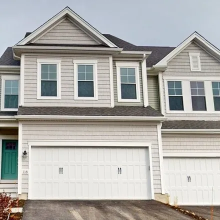 Rent this 3 bed townhouse on unnamed road in Sudbury, MA 01742