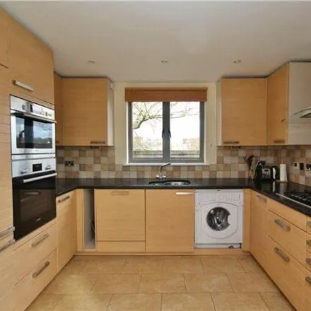 Image 4 - The Boileroom, 13 Stoke Fields, Guildford, GU1 4LS, United Kingdom - House for sale