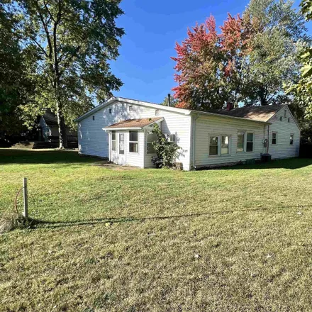 Image 4 - 907 North Walnut Street, North Manchester, Wabash County, IN 46962, USA - House for sale