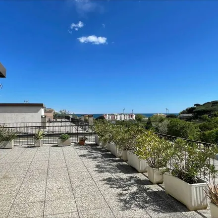 Image 5 - Via Corsica, 17028 Spotorno SV, Italy - Apartment for rent