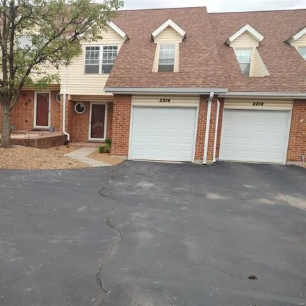Buy this 2 bed condo on 2218 Riverwood Trails Drive in Hazelwood, MO 63031