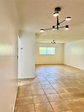 Image 3 - 7401 Kimberly Boulevard, North Lauderdale, FL 33068, USA - Condo for rent