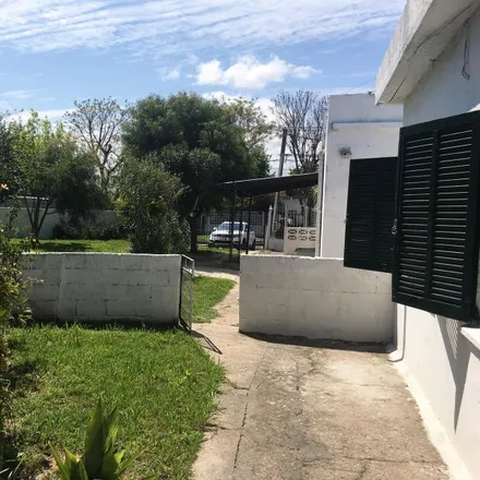 Buy this 4 bed house on Alonso de Ercilia 4011 in 12000 Montevideo, Uruguay
