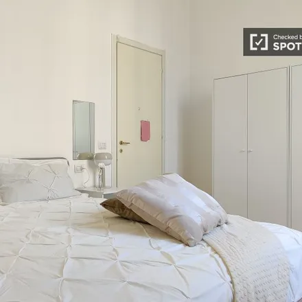 Rent this 3 bed room on Via Anton Giulio Barrili 21 in 20142 Milan MI, Italy