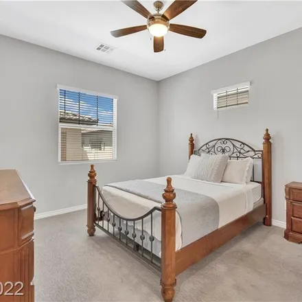 Image 4 - 4501 Old Canyon Court, North Las Vegas, NV 89081, USA - House for sale