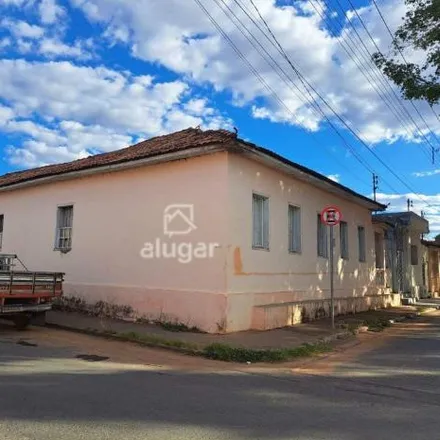 Rent this 1studio house on Rua Nozinho Figueredo in Centro, Montes Claros - MG