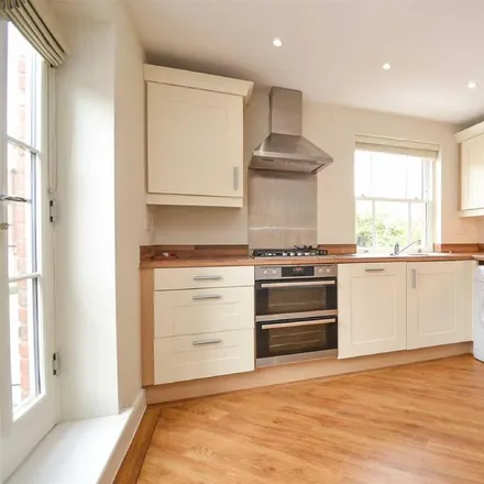 Image 2 - Montgomery House, The Old Meadow, Shrewsbury, SY2 6GA, United Kingdom - Apartment for rent