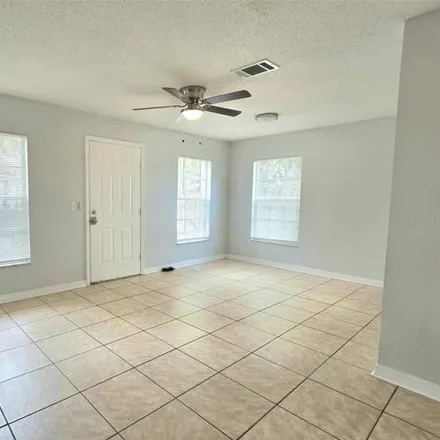 Image 2 - 898 East Lime Street, Lakeland, FL 33801, USA - Townhouse for rent