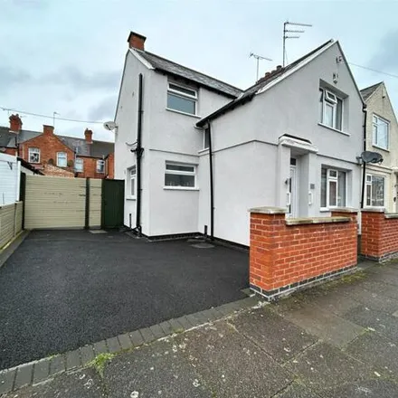 Buy this 3 bed duplex on Halsbury Street in Leicester, LE2 1PN