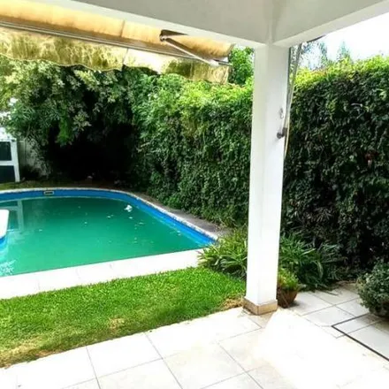 Rent this 4 bed house on Maestro Santana 85 in Barrio Carreras, 1642 San Isidro