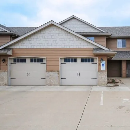 Buy this 2 bed condo on West 32nd Street in Sioux Falls, SD 57106