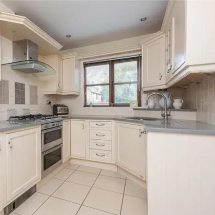 Image 3 - All Saints Close, Wokingham, RG40 1WE, United Kingdom - House for sale