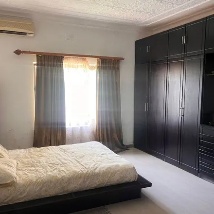 Rent this 3 bed apartment on Frances Road in Norwood, Johannesburg