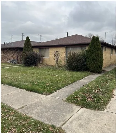 Buy this 5 bed house on 667 Stewart Avenue in Calumet City, IL 60409