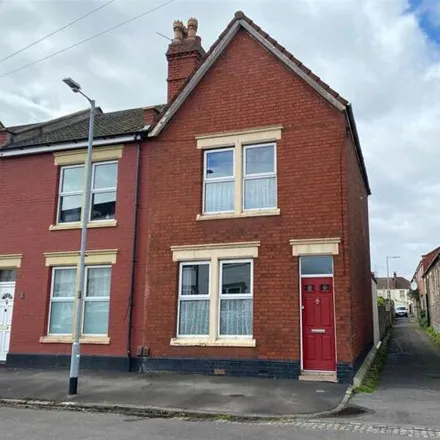 Buy this 3 bed house on 7 Collins Street in Bristol, BS11 9JJ
