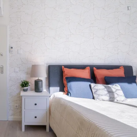 Rent this studio apartment on Bairro da Padaria in 4000-391 Porto, Portugal