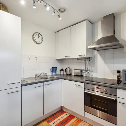 Rent this 1 bed apartment on Carter House in 33 Petergate, London