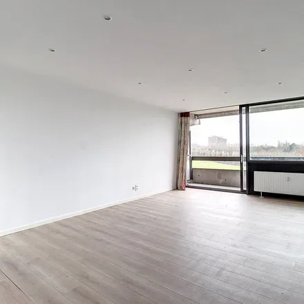 Rent this 1 bed apartment on Lenneke Marelaan 34 in 1932 Sint-Stevens-Woluwe, Belgium