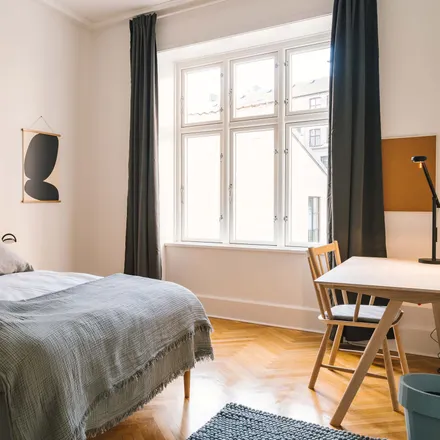 Rent this 5 bed room on Strandboulevarden in 2100 København Ø, Denmark