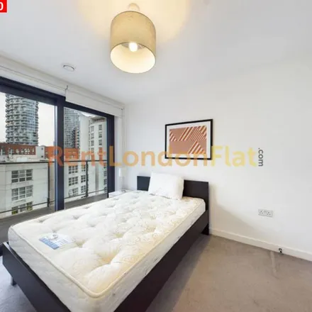 Rent this 2 bed apartment on Horizons Tower in 1 Yabsley Street, London