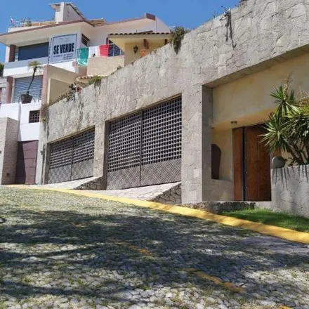 Buy this 4 bed house on Privada Cuarzo in Colonia México 68, 53200 Naucalpan de Juárez