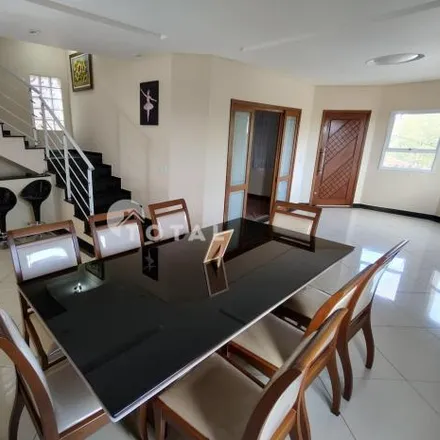 Buy this 5 bed house on Rua Giovanni Del Santo in Núcleo Colonial, Ribeirão Pires - SP