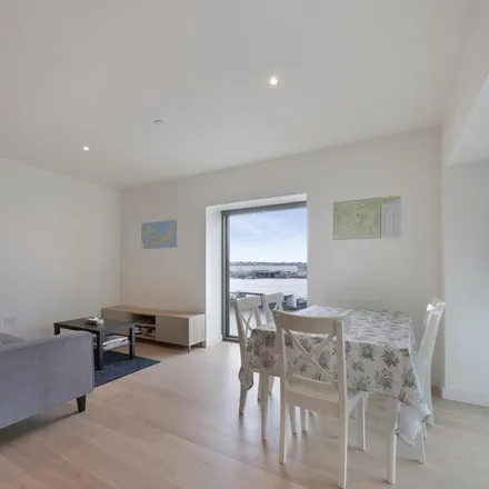 Rent this 3 bed apartment on Docker Building in Royal Crest Avenue, London