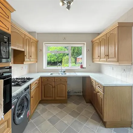 Image 3 - Lansdell Avenue, High Wycombe, HP12 4UQ, United Kingdom - Apartment for rent