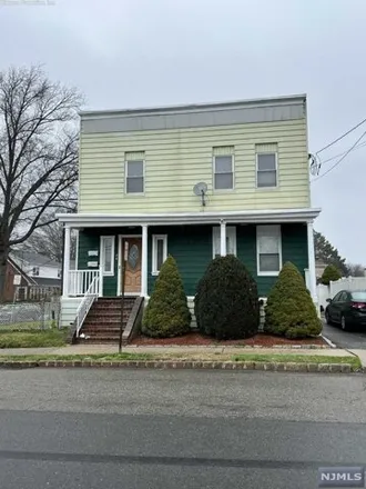 Image 1 - 87 Moore Place, Nutley, NJ 07110, USA - House for rent