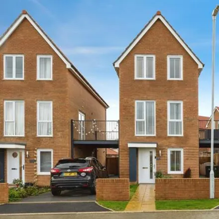 Buy this 3 bed townhouse on Kettle Lane in Stubbs Cross, TN23 3UF