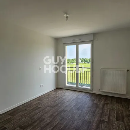 Rent this 3 bed apartment on 1 Rue de l'Église in 77700 Serris, France