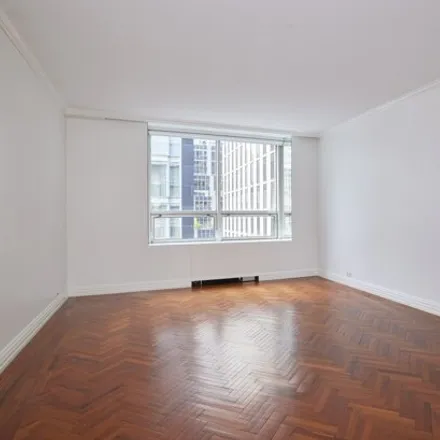 Image 7 - Museum Tower, 15 West 53rd Street, New York, NY 10019, USA - Condo for rent