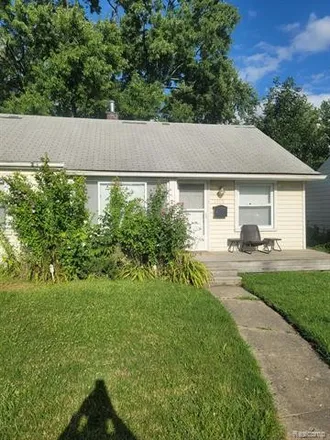 Rent this 3 bed house on 4108 Coolidge Highway in Royal Oak, MI 48073