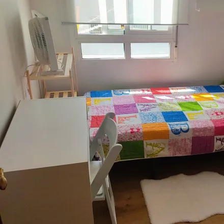 Rent this 1 bed room on Calle Presbitero Carrasco Panal in 2, 29014 Málaga