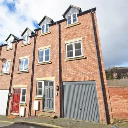 Buy this 3 bed townhouse on The Brooklands in Mill Road, Shrewsbury
