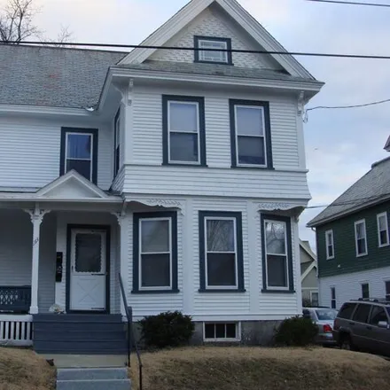 Buy this 5 bed house on 253 Walnut Street in Manchester, NH 03104