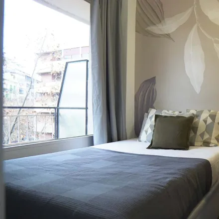 Rent this 1 bed room on Carrer de Roger de Llúria in 153-159, 08001 Barcelona