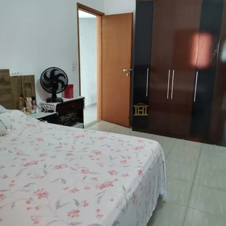 Buy this 5 bed house on Rua Pedro Pinheiro in Alvinópolis, Atibaia - SP