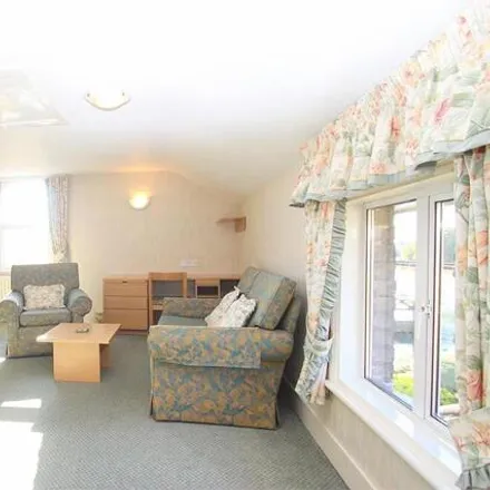 Rent this 1 bed room on Thames Side in Staines-upon-Thames, TW18 4SJ