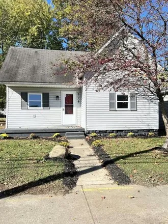 Buy this 2 bed house on Fayette Street in Greenfield, Highland County