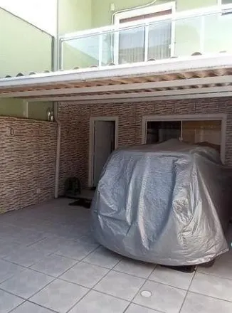 Buy this 3 bed house on Caminho do Velsos in Senador Vasconcelos, Rio de Janeiro - RJ