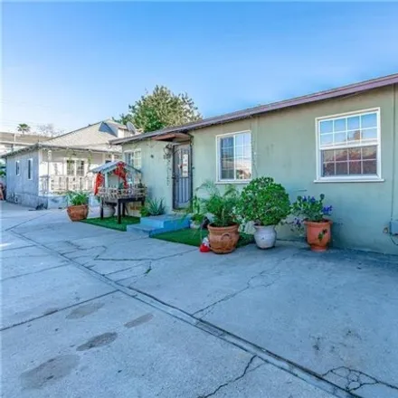 Buy this 15 bed house on South 7th Avenue in Los Angeles, CA 90018