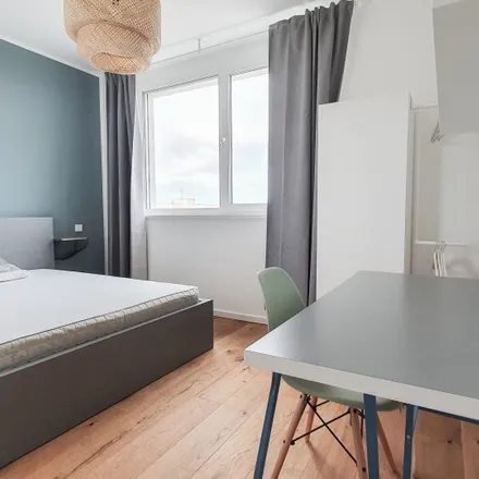 Rent this 5 bed room on Village M in Nazarethkirchstraße 51, 13347 Berlin