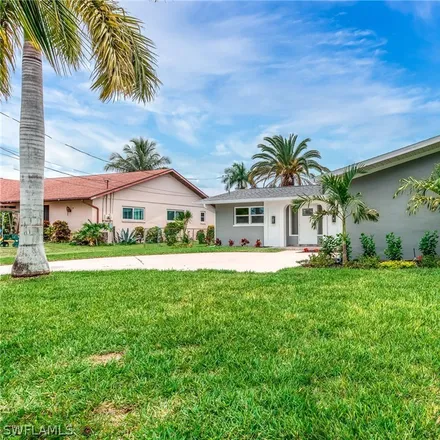 Image 3 - 4957 Sorrento Court, Cape Coral, FL 33904, USA - House for sale