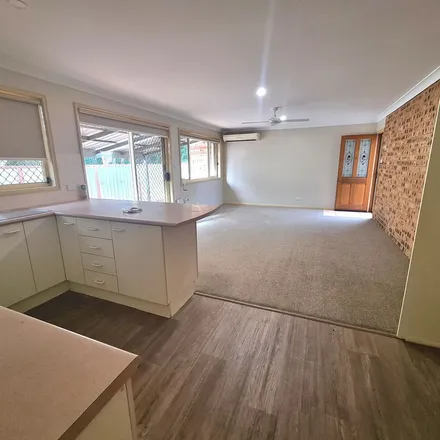 Image 3 - Carisbrooke Close, Bomaderry NSW 2541, Australia - Apartment for rent