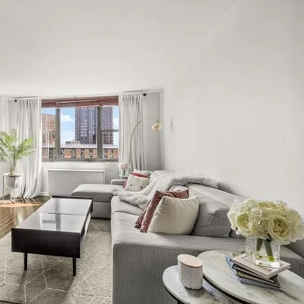 Buy this studio apartment on 1781 1st Avenue in New York, NY 10128