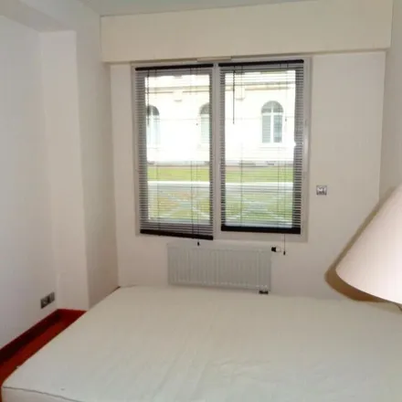 Image 7 - 82 Rue Saint-Sauveur, 59800 Lille, France - Apartment for rent